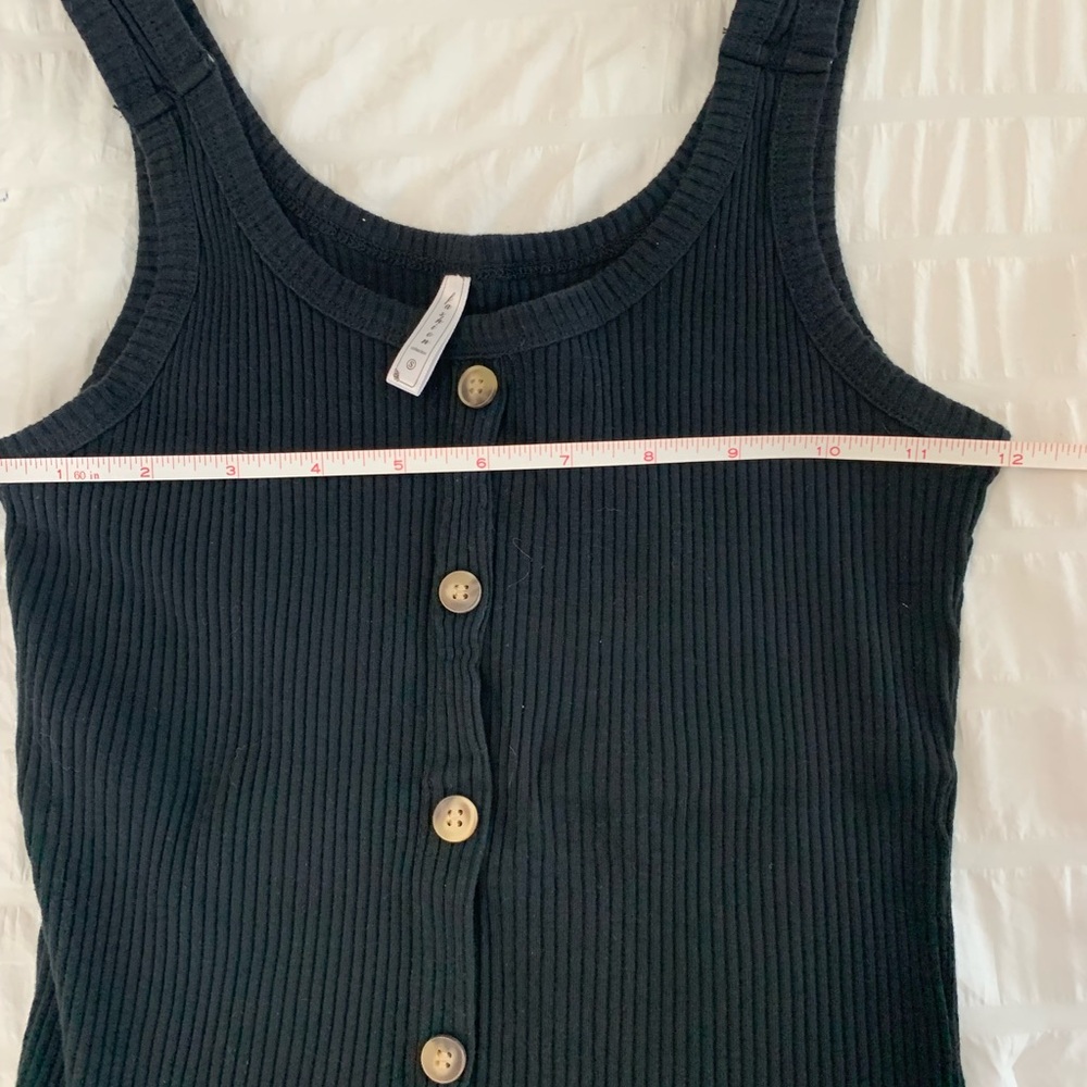 Fashion Collection Ribbed Tank - Picture 5 of 7
